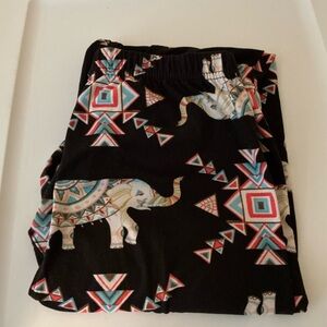 New Mix NWOT Cute OS Black Leggings with Multicolor Elephants